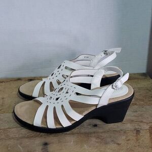 Easy Street Womens‎ Jira white strappy Heeled Sandals summer casual